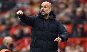 Guardiola chỉ ra sai lầm của... MU và Solskjaer