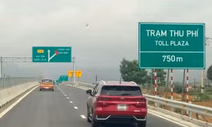 Nâng tốc độ giới hạn cho phương tiện lưu thông trên cao tốc 4 làn xe