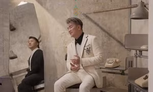 Đàm Vĩnh Hưng kết hợp Trung Quân Idol