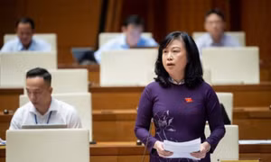Người dân phải tự mua thuốc bảo hiểm, Bộ trưởng Bộ Y tế nói gì?