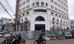 Bắt tạm giam nữ giám đốc lạm dụng tín nhiệm chiếm đoạt tài sản