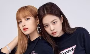 Thêm hàng loạt động thái cho thấy Lisa, Jennie rời nhóm Blackpink