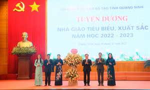 Tuyên dương các nhà giáo tiêu biểu, xuất sắc năm học 2022-2023
