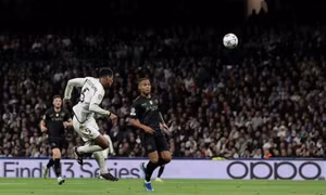 Kết quả Real Madrid 4-2 Napoli: Không thể cản Kền Kền