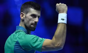 Djokovic thắng trận ra quân ATP Finals