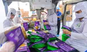 Nên giảm 2% thuế VAT trong cả năm 2024