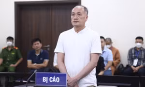Cựu giám đốc Bệnh viện Thủ Đức dùng hơn 100 tỷ đồng tham ô để 'chạy án'