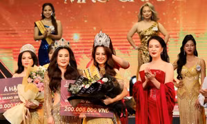 'Người đẹp đất Cảng' đăng quang cuộc thi Mrs Grand Vietnam 2023