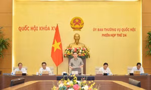 Ủy ban Thường vụ Quốc hội sẽ chất vấn Bộ trưởng Tư pháp và Bộ trưởng Nông nghiệp và Phát triển nông thôn