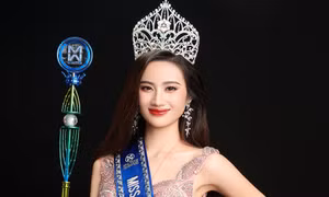 “Sự bao dung sẽ giúp hoa hậu tốt hơn, chứ không phải việc tước vương miện”