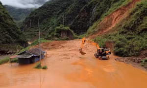 Thủ tướng: Khắc phục hậu quả mưa lũ ở miền núi và trung du Bắc Bộ
