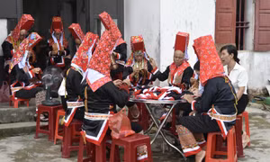 Nâng cao đời sống văn hóa cho phụ nữ vùng dân tộc thiểu số