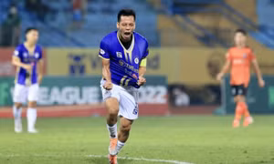 Văn Quyết không vào Đội hình tiêu biểu V-League 2023