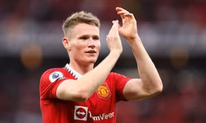 Hành động chớp nhoáng, M.U ra giá bán đứt McTominay cho Bayern