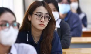 Dự kiến không tăng học phí năm học mới