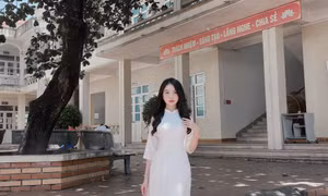 Phạm Vũ Quỳnh Trang - Nữ sinh giỏi tiếng Anh nhờ tự học