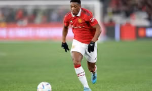 Xuất hiện bến đỗ tiềm năng cho Martial