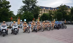 Xây dựng lực lượng Cảnh sát giao thông “trách nhiệm, thân thiện, nhân văn, vì nhân dân phục vụ”