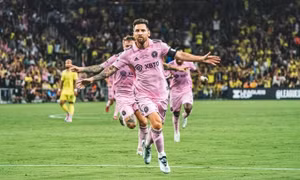 Messi đoạt nhiều danh hiệu nhất lịch sử