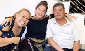 Ca sĩ Siu Black đám cưới