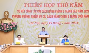 Gần 800 thủ tục hành chính, giấy tờ chưa được cắt giảm