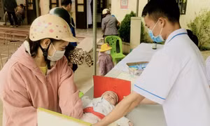 Cải thiện dinh dưỡng, thể lực cho trẻ em vùng khó khăn