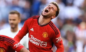 MU lại mất thêm quân trước đại chiến với Arsenal