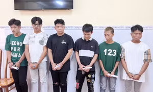 Khởi tố, bắt tạm giam nhóm đối tượng giết người trong “bão” sau chung kết AFF Cup