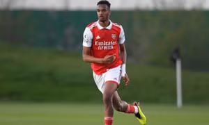 Sao trẻ thông báo chia tay Arsenal