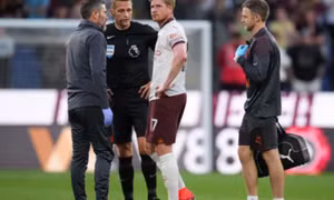 Pep báo tin dữ về De Bruyne