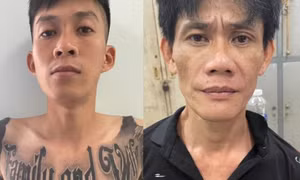 Bắt hai nghi can cướp điện thoại 'xịn' của nhiều cửa hàng ở TPHCM
