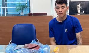 Bắt nghi phạm dùng dao cứa cổ tài xế taxi ở Lào Cai