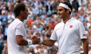 Federer: 'Tôi gặp khó vì Nadal đánh tay trái'