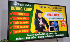 YouTube 'ép' người dùng xem quảng cáo hoặc trả phí