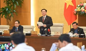 Chủ tịch Quốc hội: Chú trọng chất lượng biên soạn, thẩm định sách giáo khoa