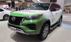 Toyota Fortuner phiên bản mới bất ngờ trình làng, nhăm nhe hất cẳng Ford Everest và Hyundai Santa Fe