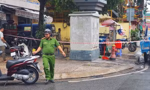 Mâu thuẫn giật đồ cúng cô hồn, ba người bị chém