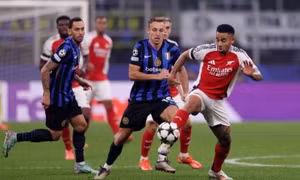 Arsenal gục ngã trên sân Inter