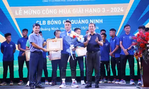 "Lá chắn thép" của đội bóng Vùng mỏ