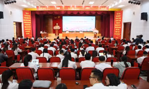 Tọa đàm khoa học về xây dựng và phát triển các trường chính trị