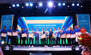 Quảng Ninh FC mừng công thăng hạng, hạ quyết tâm thi đấu tốt ở giải hạng Nhì
