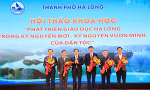 Hội thảo khoa học “Phát triển giáo dục Hạ Long trong kỷ nguyên mới - Kỷ nguyên vươn mình của dân tộc”