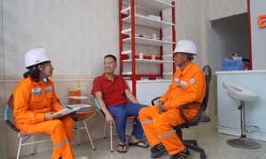 PC Quảng Ninh tích cực đối soát thông tin chủ thể hợp đồng mua bán điện với Cơ sở dữ liệu quốc gia về dân cư
