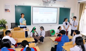 Thúc đẩy phong trào nghiên cứu khoa học trong giáo viên 