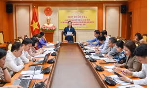 Ban Văn hóa - Xã hội HĐND tỉnh họp thẩm tra các dự thảo nghị quyết trình kỳ họp thứ 23 HĐND tỉnh