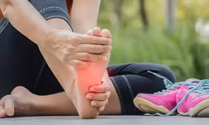 Những cảnh báo về sức khỏe xuất hiện ở bàn chân