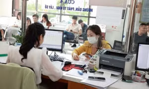 Thứ tự ưu tiên trong xét nâng lương trước hạn