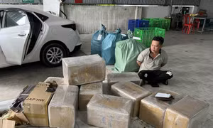 Lập nhóm kinh doanh giả trên sàn thương mại điện tử để mua bán thuốc lá lậu xuyên quốc gia