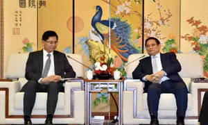 Mở rộng hơn nữa quy mô, nâng cao chất lượng hợp tác thương mại, đầu tư giữa Việt Nam với Quảng Tây