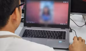 Nghiện livestream, nghiện mạng xã hội: Hậu quả khôn lường